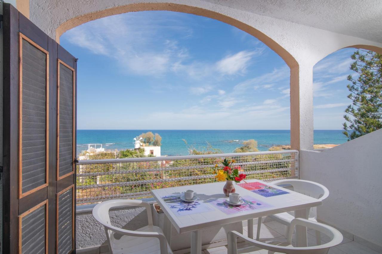 Iliostasi Beach Apartments Chersonissos Buitenkant foto