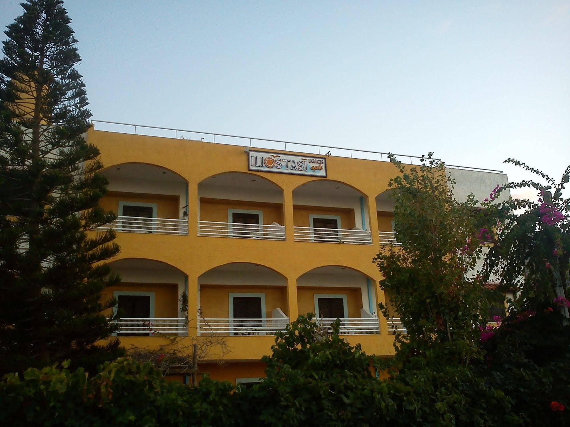 Iliostasi Beach Apartments Chersonissos Buitenkant foto