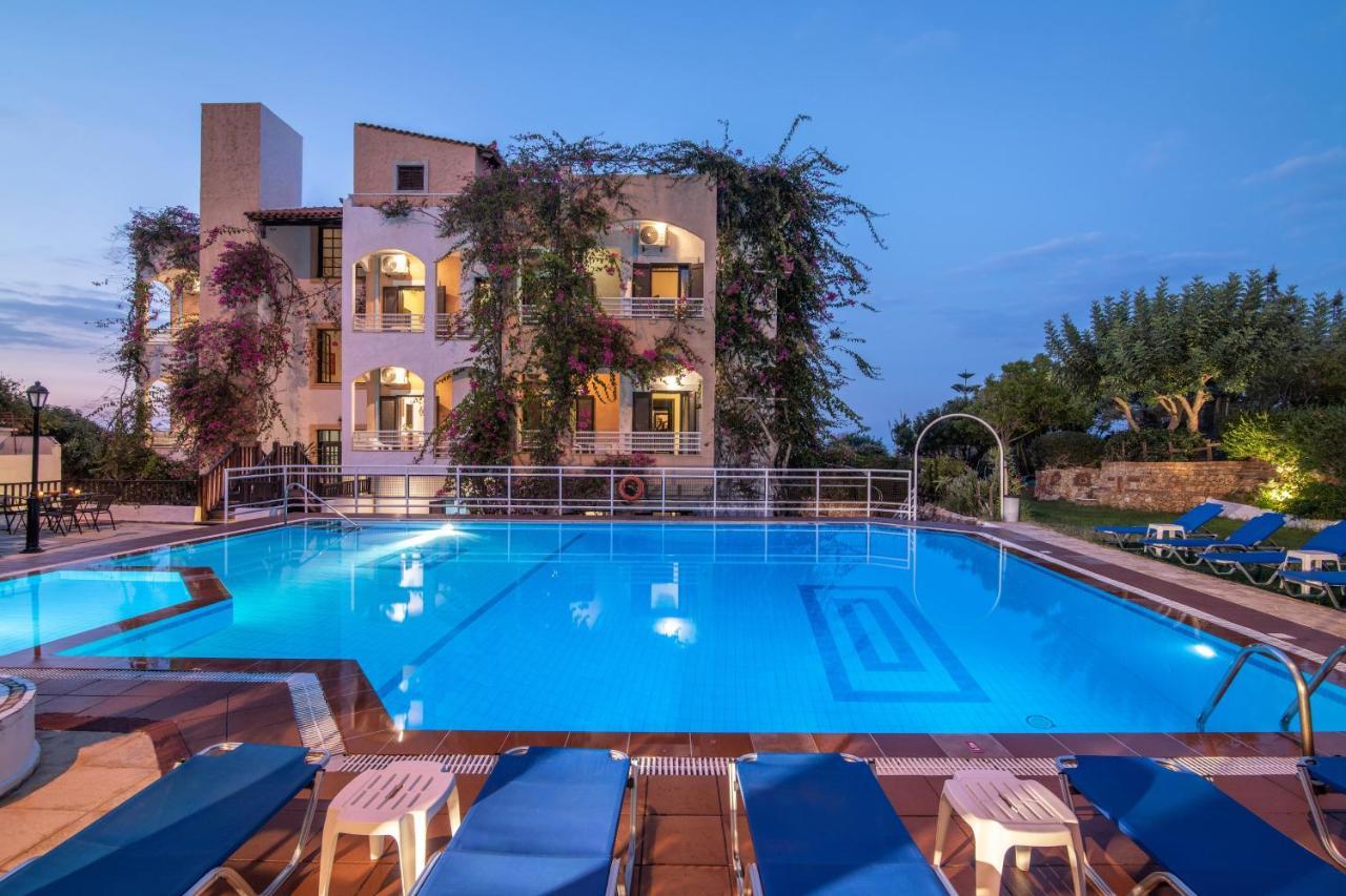 Iliostasi Beach Apartments Chersonissos Buitenkant foto