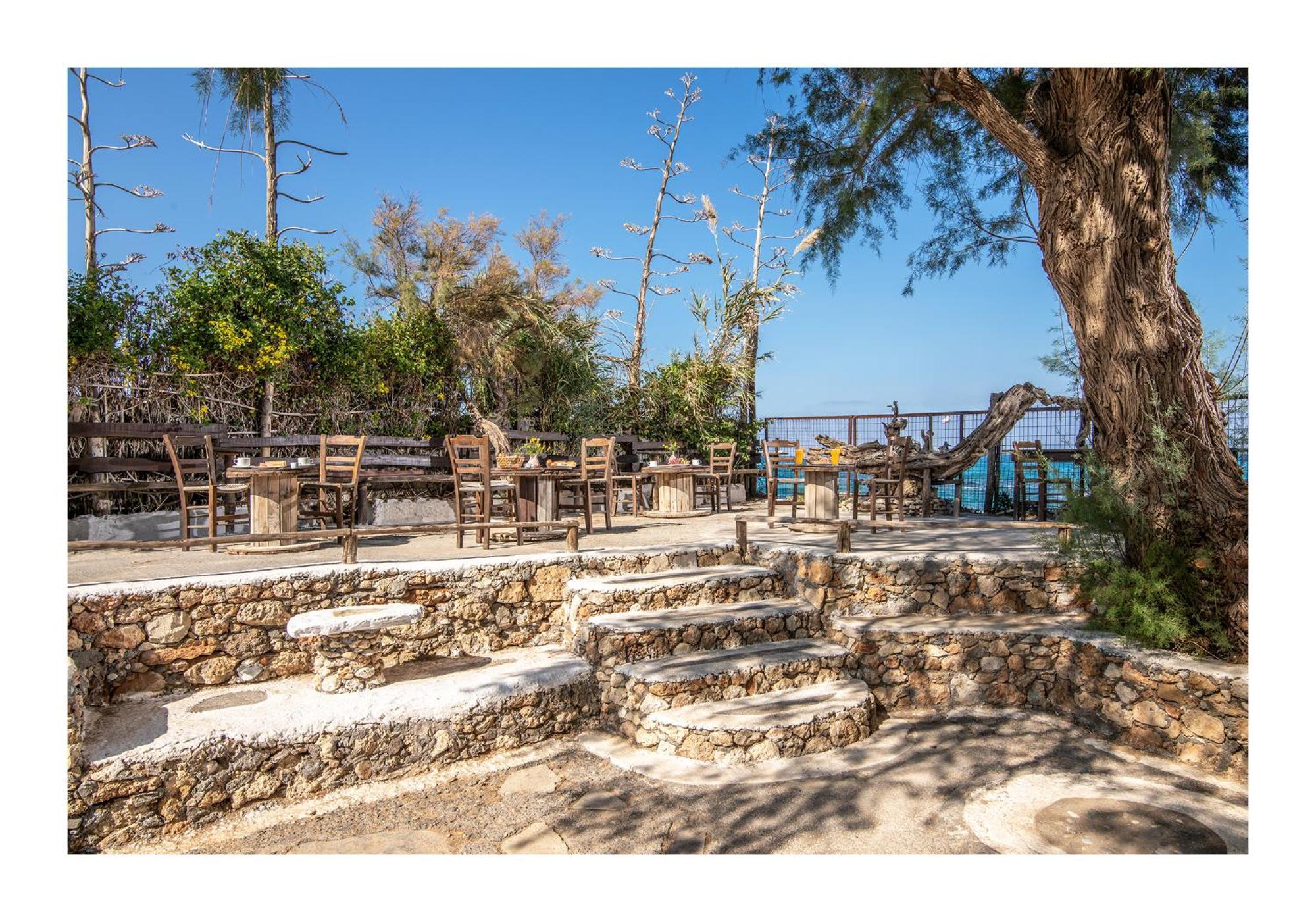 Iliostasi Beach Apartments Chersonissos Buitenkant foto